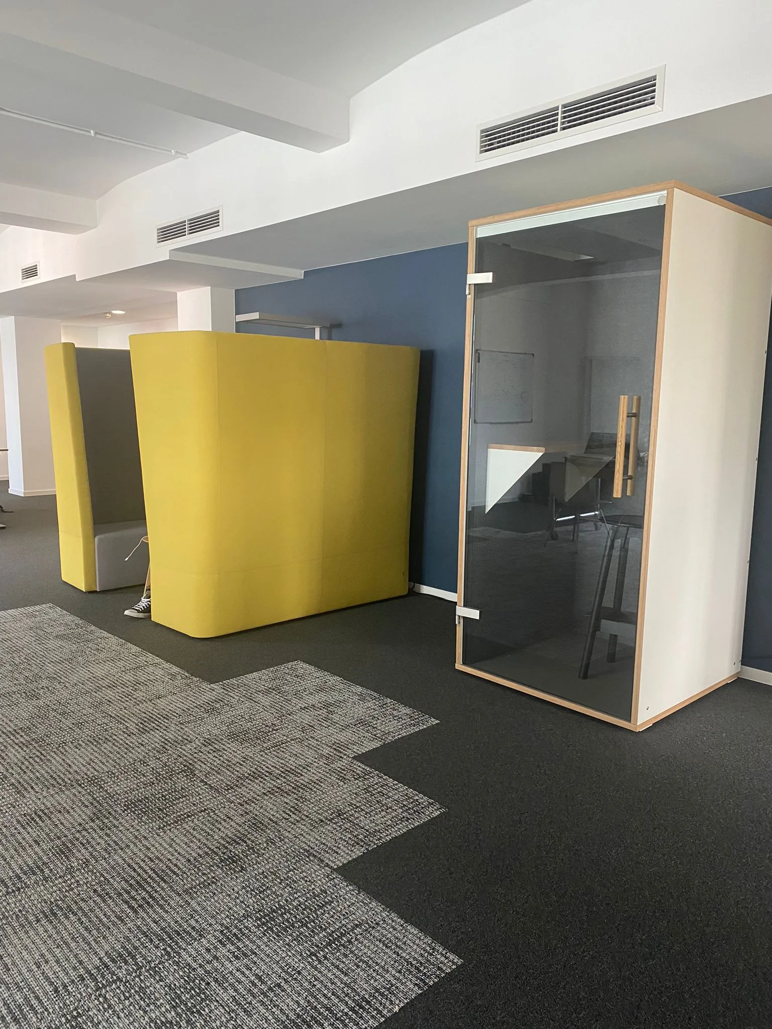 Büro von frag.hugo in der Hamburger Spaldingstraße — persönliche Beratung vor Ort